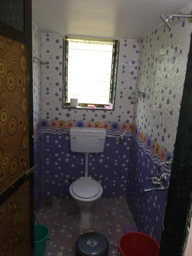 Gulmohar Cottages - Home Stay In Alībāg Ngoại thất bức ảnh