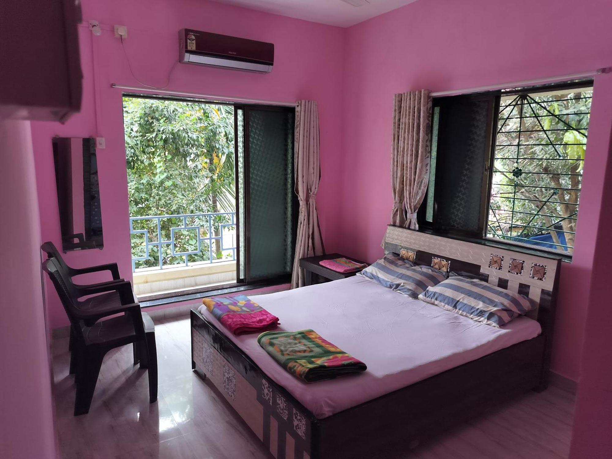Gulmohar Cottages - Home Stay In Alībāg Ngoại thất bức ảnh