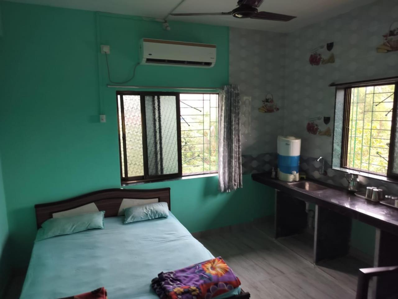Gulmohar Cottages - Home Stay In Alībāg Ngoại thất bức ảnh